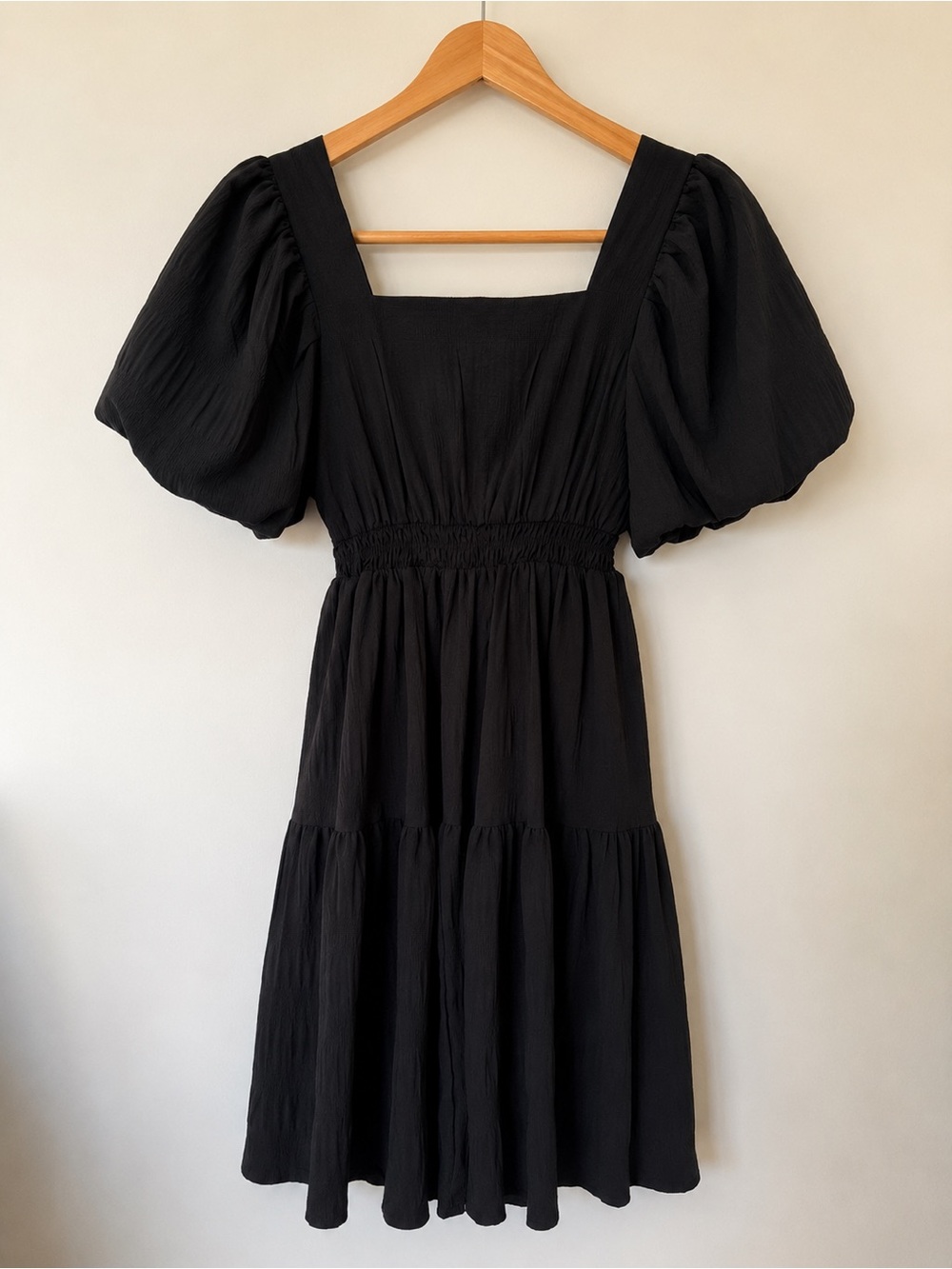 HYFVE Black Puff-Sleeve Tiered Midi Dress - Picture 3 of 11